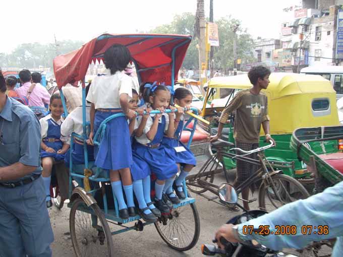 レンタル機器インド