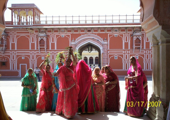 インドラジャスターン日本語コーディネート